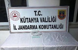 Kütahya’da 35 uyuşturucu hap ele geçirildi