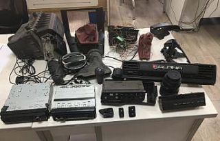 Lüks araçları 15 saniyede çalan çete çökertildi