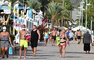 Marmaris yazdan kalma günleri yaşıyor