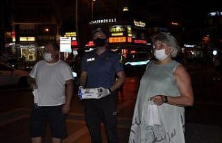 Marmaris’te pandemi seferberliğine yabancı turistler...