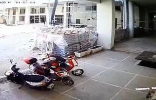 Maskeyi gözüne kadar çekip, borcu devam eden elektrikli...