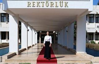 Mezun olduğu üniversiteye rektör olan Tuncel’den...