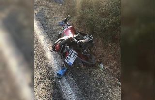 Motosikletine yakıt doldurmak istemişti, otomobilin...