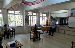 Müdür Metin Koz: ’’Her öğrencinin çantasında...