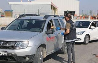 Narkotik polisi, vatandaşları uyuşturucu konusunda...