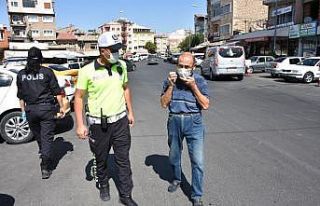 Nevşehir’de maske takmayan 46 kişiye ceza yazıldı