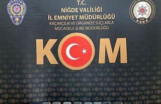 Niğde KOM’dan 4 ayrı adrese operasyon: 32 cep...