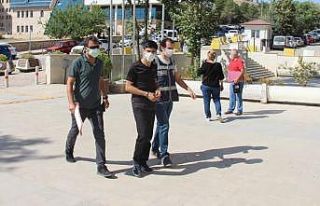 Önce güvenlik kamerasına sonra polise yakalanan...