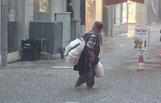 Ordu’da sağanak hayatı felç etti
