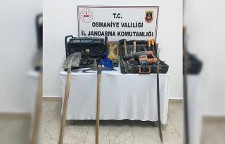 Osmaniye’de kaçak kazı yapan 2 kişi suçüstü...