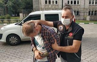Otobüs terminalinde uyuşturucu operasyonu