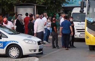 Otobüslere mesafe geldi, yolcular durakta kaldı