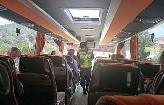 Otobüste yakalandılar yurtta karantinaya alındılar