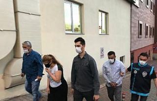 Otolardan ve evlerden hırsızlık yapan 2 kişi tutuklandı