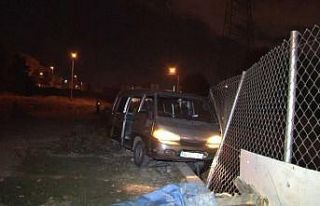 Otomobil hırsızları ve polis arasında uzun kovalamaca