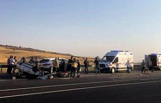 Otomobil önündeki otomobile çarparak durabildi:...