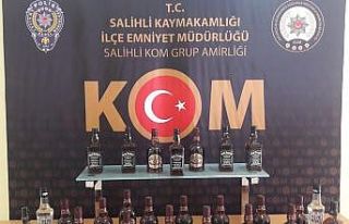 Otomobilden kaçak içki çıktı