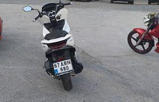 Otomobille motosiklet çarpıştı:1 yaralı