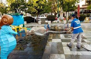 Oyun parkları düzenli olarak dezenfekte ediliyor