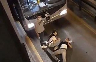 (Özel) Bekçilerden kaçan şahıs metrobüs yoluna...