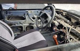 (ÖZEL) Çaldıkları otomobili söküp bıraktılar