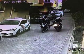 (Özel) Fatih’te motosiklet hırsızları böyle...