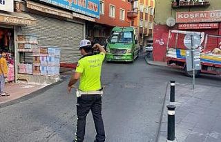 (Özel) Fazla ve ayakta yolcuyla ara sokaktan kaçan...