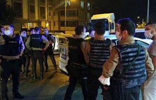 (ÖZEL) Mahalllede kavga çıktı, sokak savaş alanına...