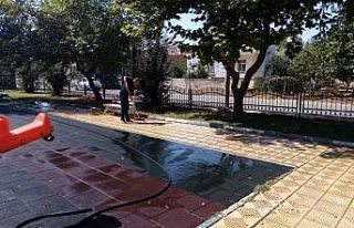 Parklar pırıl pırıl hale getiriliyor