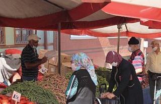 Pazar esnafının maske ihmali