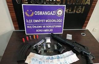 Polis ekipleri uyuşturucu tacirlerine göz açtırmıyor