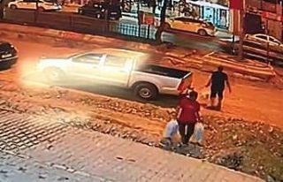 Polis memuruna otomobil çarptı