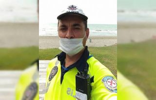 Polis uygulamasından kaçan sürücü polise çarpıp...