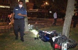 Polisin ’dur’ ihtarına uymayan silahlı motosikletli...
