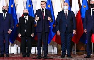 Polonya’da kabine değişikliği: 2 bakan değişti