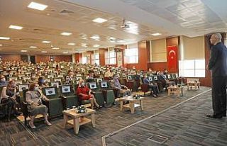Protokol Uzmanı İhsan Ataöv: "Kurum kimliği...