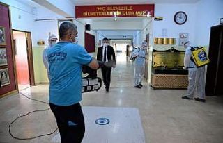 Pursaklar’da okullar yüz yüze eğitim öncesinde...