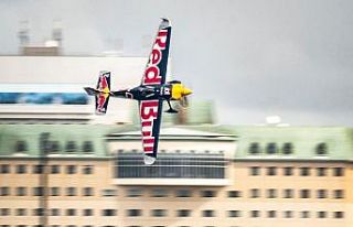 Red Bull Sky Tour Marmaris’te nefes kesecek