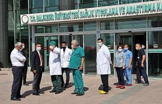 Rektör İlter Kuş, Üniversite Hastanesinde incelemelerde...