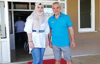 Rıza Çalımbay, fanatik Sivassporlu Hatice’yi...