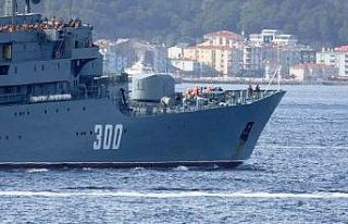 Rus askeri öğrenciler yarı çıplak vaziyette Çanakkale...