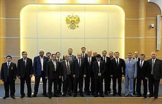 Rusya Devlet Başkanı Putin, Kırım Tatar liderleriyle...