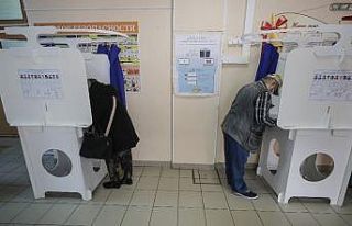 Rusya’da ara seçimler için halk sandık başında