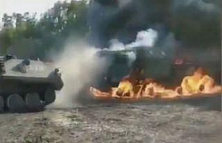 Rusya’da askeri tatbikat sırasında zırhlı kamyon...