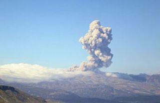 Rusya’daki Ebeko Yanardağı yeniden harekete geçti