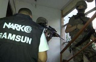 Şafak vakti zehir tacirlerine film gibi operasyon...