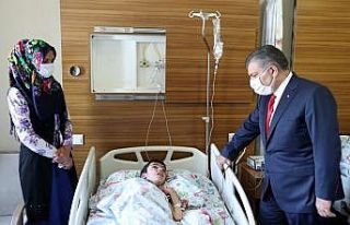Sağlık Bakanı Koca, hastanede tedavileri devam...