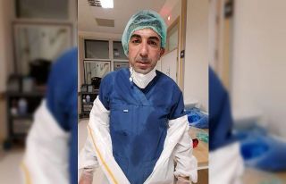 Sağlık çalışanlarının Covid-19 ile özverili...