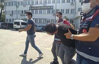 Sahte savcı suç üstü yakalandı