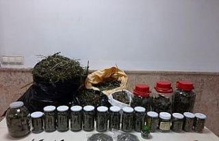 Sakarya’da 10 kilo 180 gram kubar esrar ele geçirildi:...